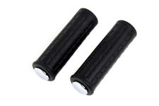 WAFFLE STYLE GRIPS WITH CHROME PLUGS