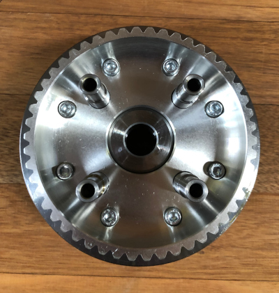 CLUTCH HUB WITH STEEL CENTRE